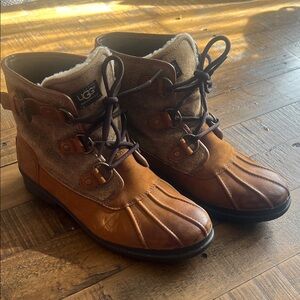UGG Chestnut and Chocolate Lace-Up Boots
